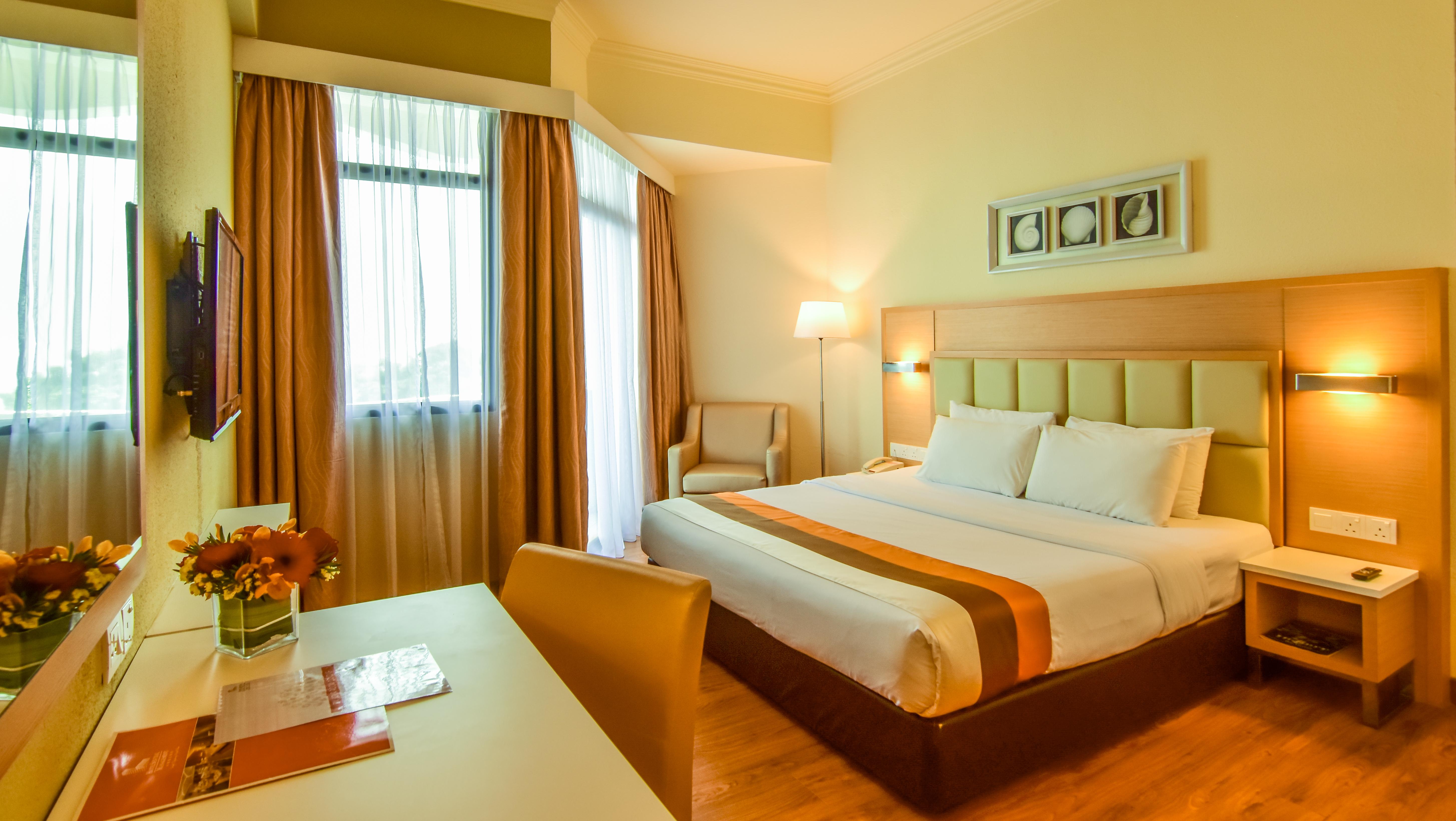 Hotel Sentral Seaview @ ​Beachfront Tanjung Bungah  Exterior foto