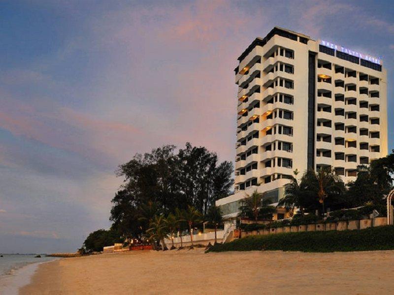 Hotel Sentral Seaview @ ​Beachfront Tanjung Bungah  Exterior foto