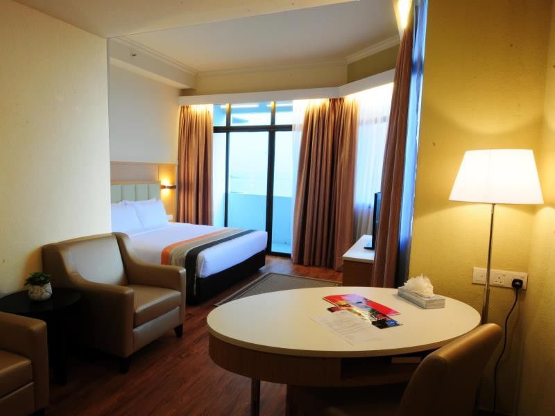 Hotel Sentral Seaview @ ​Beachfront Tanjung Bungah  Exterior foto